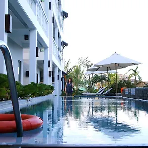 villa-corn-riverside.hotelsofhoian.com/